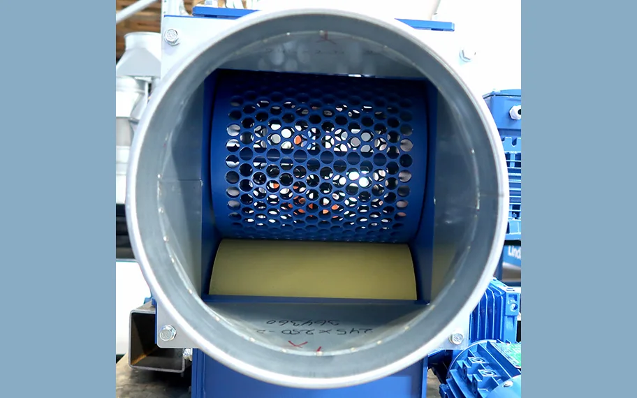 Feeder and granulator interior