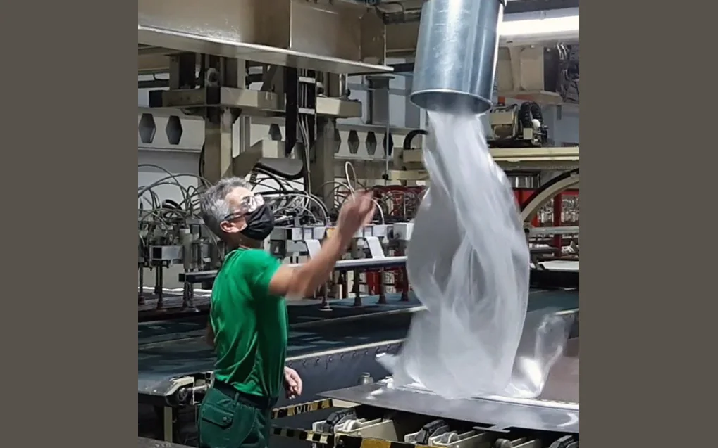Bulk film waste handling