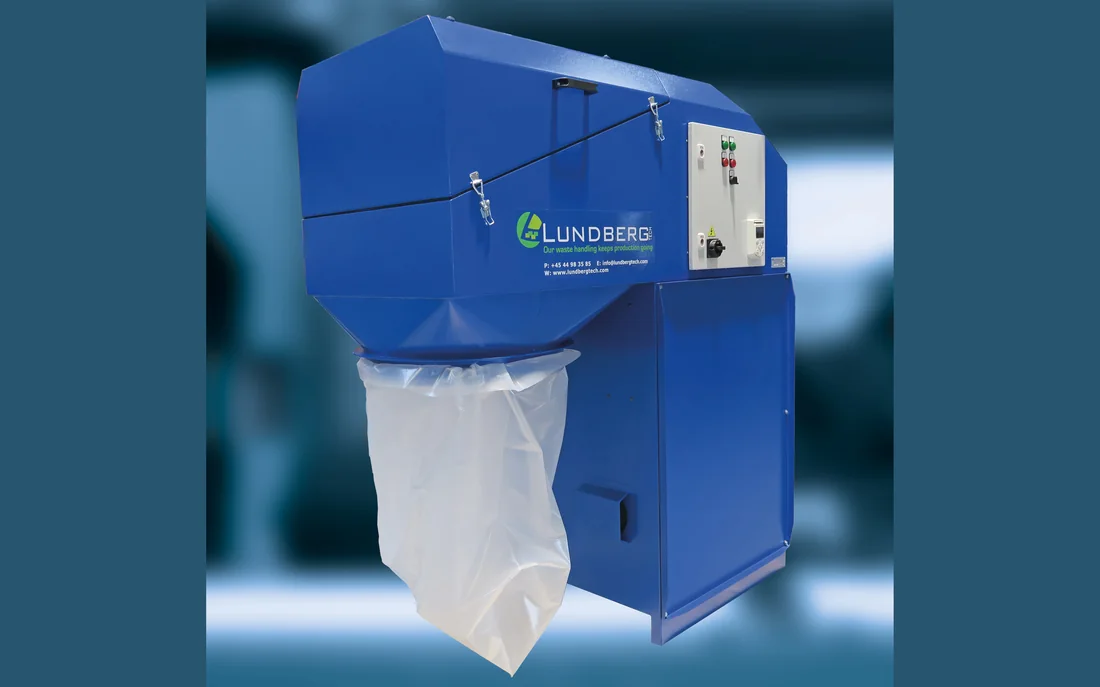 Unit with collection bag