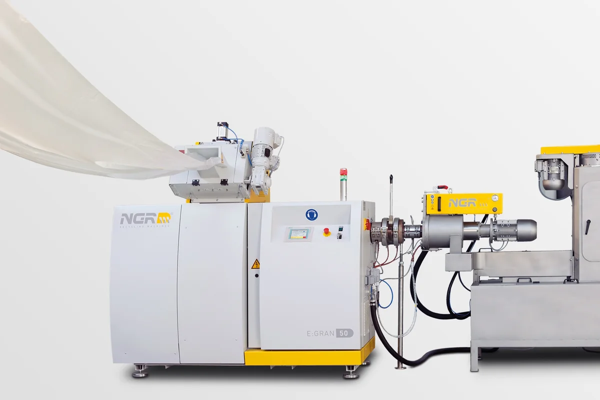 Roll-feeder in-feed