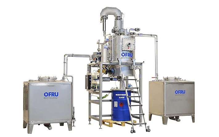 Solvent distiller installation